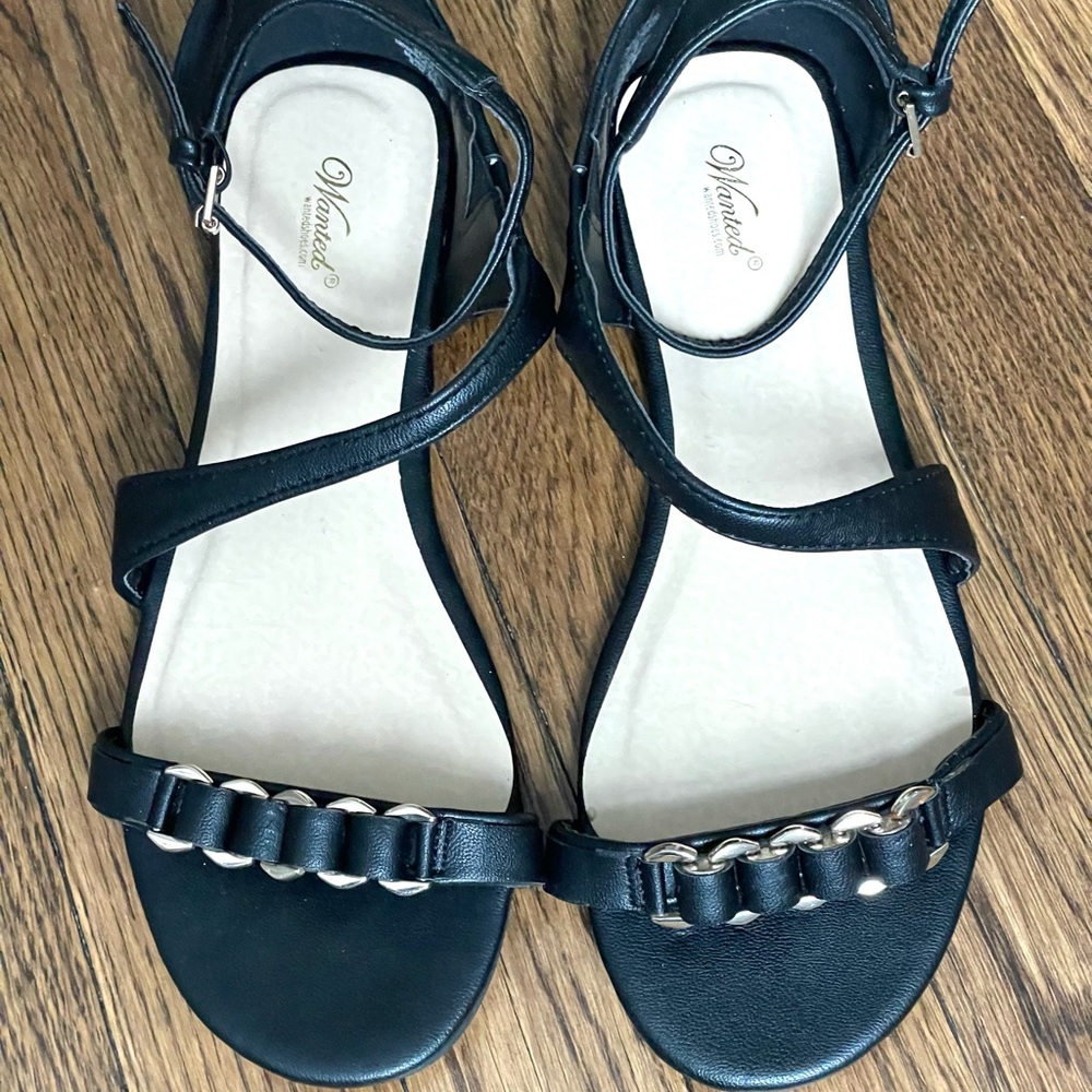 Wanted Black Flat Sandals with Asymmetrical Strap
